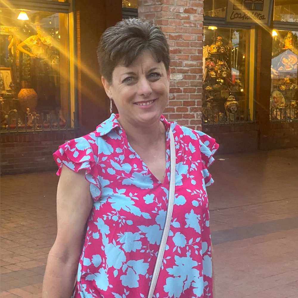 Meet your Posher, Lisa